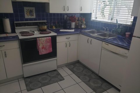 Купить кондоминиум в Майами, Флорида 3 комнаты, 98.48м2, № 2183541 - фото 7