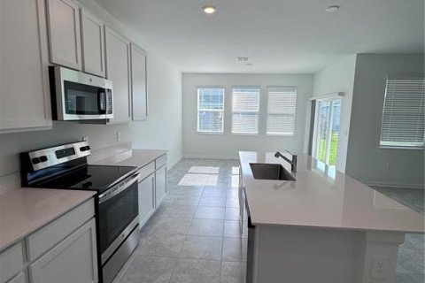 Villa ou maison à vendre à Kissimmee, Floride: 4 chambres, 216.83 m2 № 2284381 - photo 14