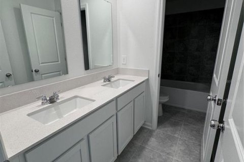 Villa ou maison à vendre à Kissimmee, Floride: 4 chambres, 216.83 m2 № 2284381 - photo 28