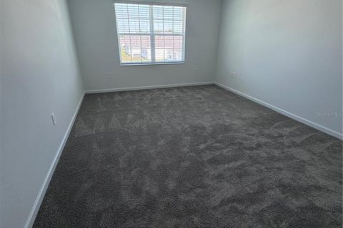 Villa ou maison à vendre à Kissimmee, Floride: 4 chambres, 216.83 m2 № 2284381 - photo 17