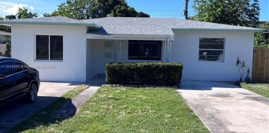 Casa en West Park, Florida 3 dormitorios, 148.64 m2 № 1838712