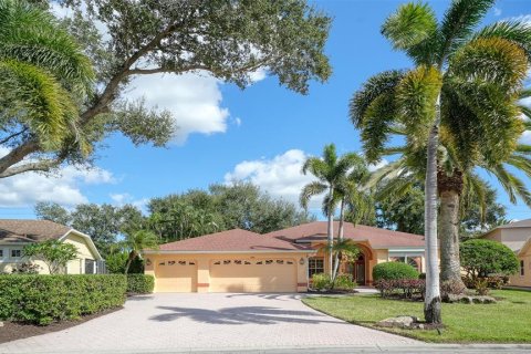 Casa en venta en Sarasota, Florida, 4 dormitorios, 245.26 m2 № 2430924 - foto 3