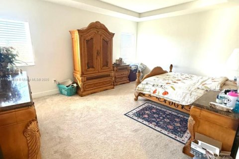 Casa en alquiler en Davie, Florida, 5 dormitorios, 376.63 m2 № 1952043 - foto 11