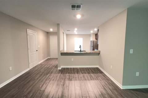 Casa en alquiler en Palm Coast, Florida, 3 dormitorios, 117.99 m2 № 1912763 - foto 6