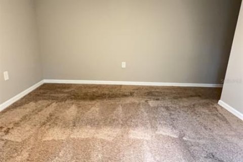 Casa en alquiler en Palm Coast, Florida, 3 dormitorios, 117.99 m2 № 1912763 - foto 16