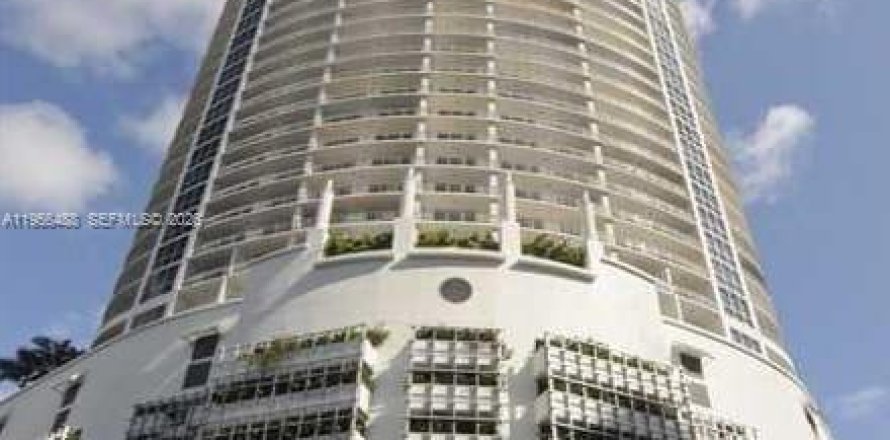 Condo in Miami, Florida, 1 bedroom  № 2012092