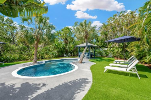 Casa en venta en Longboat Key, Florida, 3 dormitorios, 174.66 m2 № 1743063 - foto 3
