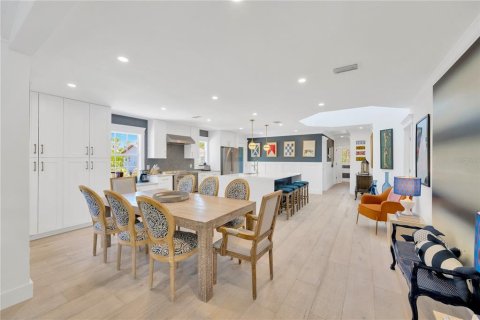 Casa en venta en Longboat Key, Florida, 3 dormitorios, 174.66 m2 № 1743063 - foto 17