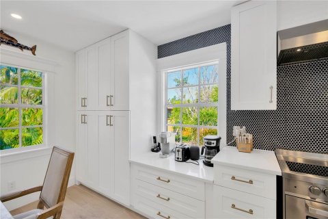 Casa en venta en Longboat Key, Florida, 3 dormitorios, 174.66 m2 № 1743063 - foto 19