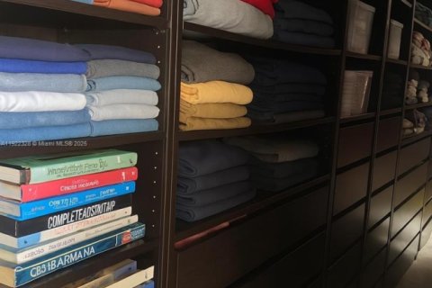 Copropriété à vendre à Aventura, Floride: 2 chambres, 121.98 m2 № 1976275 - photo 13