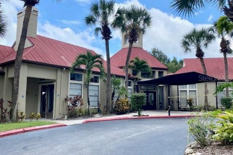 Condo in Altamonte Springs, Florida, 2 bedrooms  № 1734287 - photo 16
