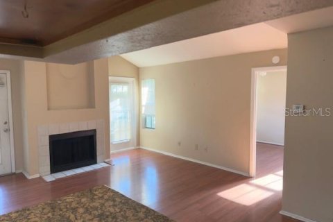 Condo in Altamonte Springs, Florida, 2 bedrooms  № 1734287 - photo 2