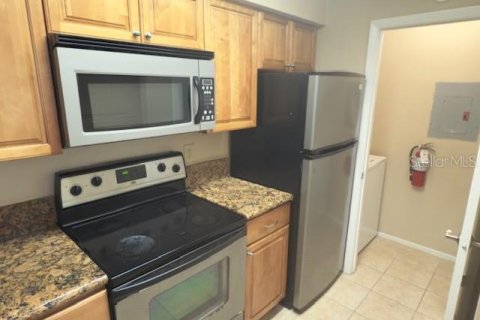 Condo in Altamonte Springs, Florida, 2 bedrooms  № 1734287 - photo 29