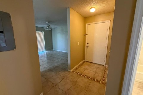 Copropriété à louer à Orlando, Floride: 2 chambres, 93.46 m2 № 2117457 - photo 10