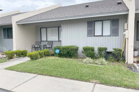 Condominio en alquiler en Winter Haven, Florida, 2 dormitorios, 88.26 m2 № 1526235 - foto 2