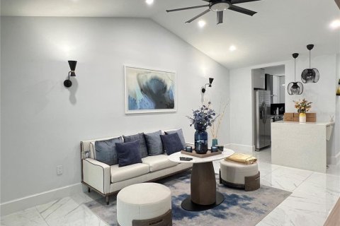 Condominio en alquiler en Winter Haven, Florida, 2 dormitorios, 88.26 m2 № 1526235 - foto 7