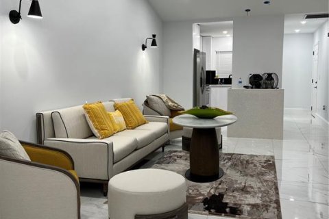 Condominio en alquiler en Winter Haven, Florida, 2 dormitorios, 88.26 m2 № 1526235 - foto 10