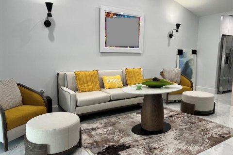 Condominio en alquiler en Winter Haven, Florida, 2 dormitorios, 88.26 m2 № 1526235 - foto 8