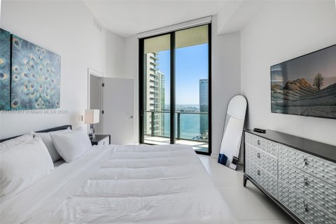 Condo in Miami, Florida, 1 bedroom  № 1823572 - photo 15
