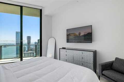 Condo in Miami, Florida, 1 bedroom  № 1823572 - photo 16