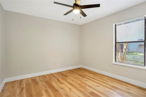 House in Deltona, Florida 3 bedrooms, 144.93 sq.m. № 1546149 - photo 23