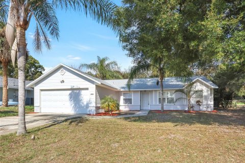 House in Deltona, Florida 3 bedrooms, 144.93 sq.m. № 1546149 - photo 28