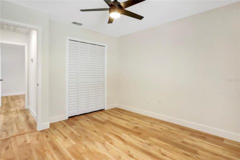 House in Deltona, Florida 3 bedrooms, 144.93 sq.m. № 1546149 - photo 21