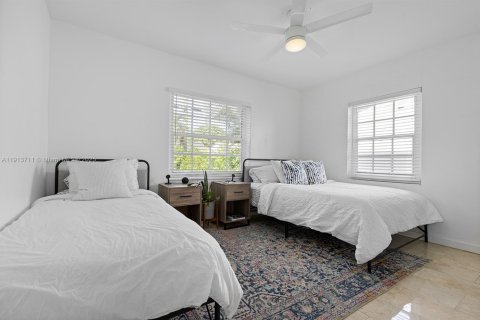 Casa en venta en Miami, Florida, 2 dormitorios, 94.76 m2 № 1968464 - foto 9