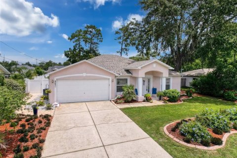 Casa en venta en Spring Hill, Florida, 3 dormitorios, 153.38 m2 № 1795255 - foto 4