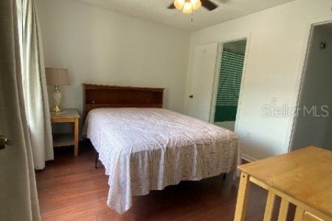 Condominio en venta en Gainesville, Florida, 4 dormitorios, 121.89 m2 № 1894384 - foto 9