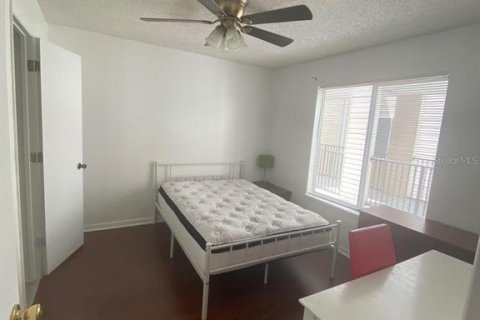 Condominio en venta en Gainesville, Florida, 4 dormitorios, 121.89 m2 № 1894384 - foto 5