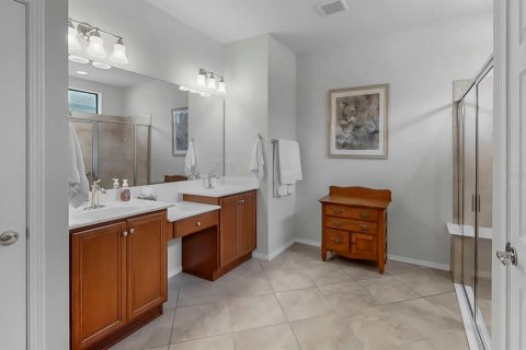 Casa en venta en Apollo Beach, Florida, 2 dormitorios, 179.77 m2 № 1898629 - foto 19
