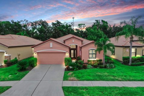 Casa en venta en Apollo Beach, Florida, 2 dormitorios, 179.77 m2 № 1898629 - foto 1