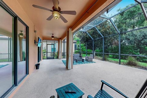 Casa en venta en Apollo Beach, Florida, 2 dormitorios, 179.77 m2 № 1898629 - foto 13