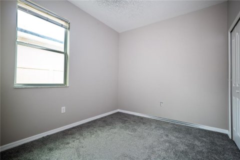 House in Orlando, Florida 3 bedrooms, 159.7 sq.m. № 2391534 - photo 29