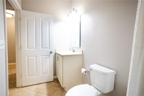 House in Orlando, Florida 3 bedrooms, 159.7 sq.m. № 2391534 - photo 24