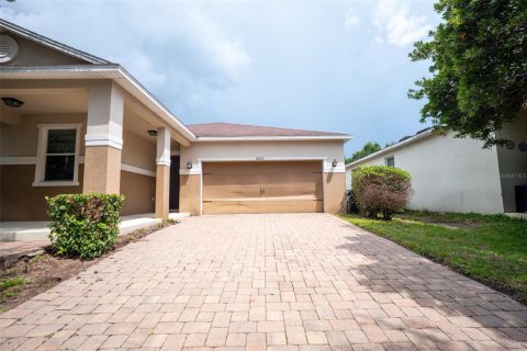 House in Orlando, Florida 3 bedrooms, 159.7 sq.m. № 2391534 - photo 3