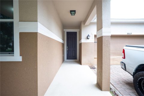 House in Orlando, Florida 3 bedrooms, 159.7 sq.m. № 2391534 - photo 4