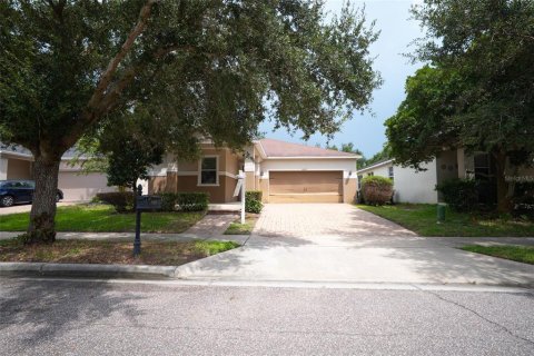 House in Orlando, Florida 3 bedrooms, 159.7 sq.m. № 2391534 - photo 2