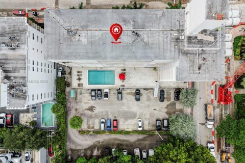 Condominio en venta en Miami Beach, Florida, 1 dormitorio, 67.82 m2 № 2186087 - foto 25