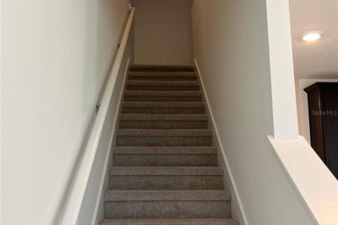 Touwnhouse à louer à Clermont, Floride: 3 chambres, 137.96 m2 № 2425251 - photo 9