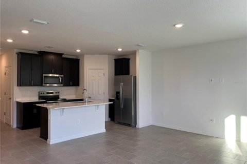Touwnhouse à louer à Clermont, Floride: 3 chambres, 137.96 m2 № 2425251 - photo 7