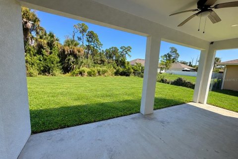 Villa ou maison à louer à North Port, Floride: 3 chambres, 148.64 m2 № 2416375 - photo 17