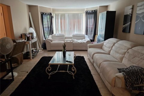 Casa en venta en Mount Dora, Florida, 3 dormitorios, 161.09 m2 № 1866611 - foto 5
