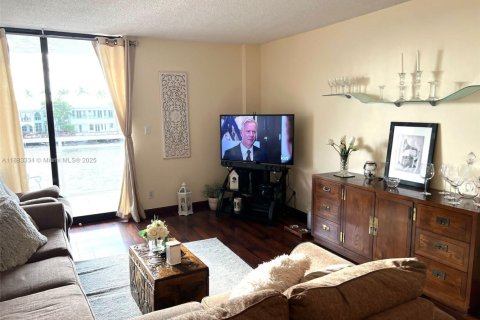 Copropriété à louer à Hollywood, Floride: 1 chambre, 77.29 m2 № 1929669 - photo 14