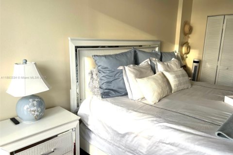 Copropriété à louer à Hollywood, Floride: 1 chambre, 77.29 m2 № 1929669 - photo 21