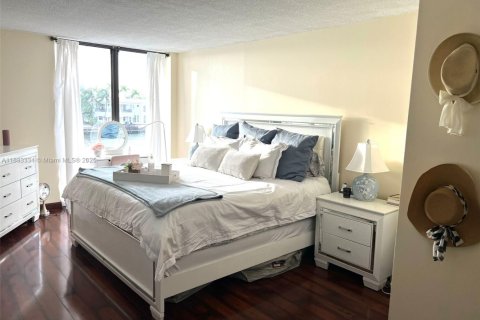 Copropriété à louer à Hollywood, Floride: 1 chambre, 77.29 m2 № 1929669 - photo 18