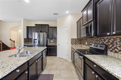Villa ou maison à louer à Orlando, Floride: 4 chambres, 225.38 m2 № 2403303 - photo 11