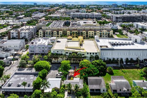 Commercial property in Delray Beach, Florida № 2250382 - photo 12