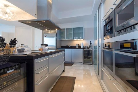 Copropriété à louer à Sunny Isles Beach, Floride: 2 chambres, 145.86 m2 № 1960322 - photo 10